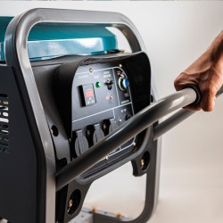 BORMANN Pro BGB9000 Γεννήτρια Πετρελαίου 4500W,6kVA,420cc,82dB,AVR,Μίζα,Μπαταρία,Τροχοί (045274)